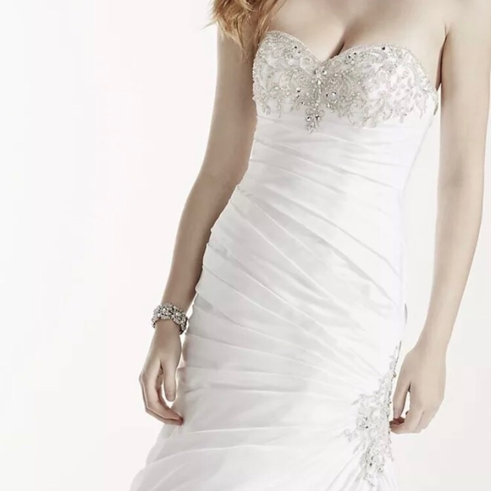 Brand new David’s bridal wedding dress - Picture 5 of 7